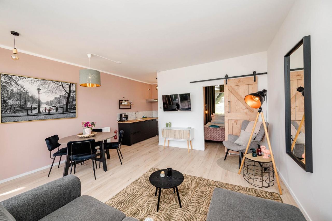 Amsterdam Beach Apartment 9, Private Garden Зандфорт Экстерьер фото